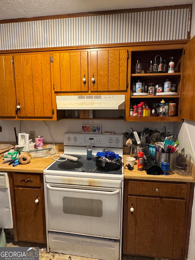 1063 Mitchell Dr, Winder, GA 30680 - photo 4