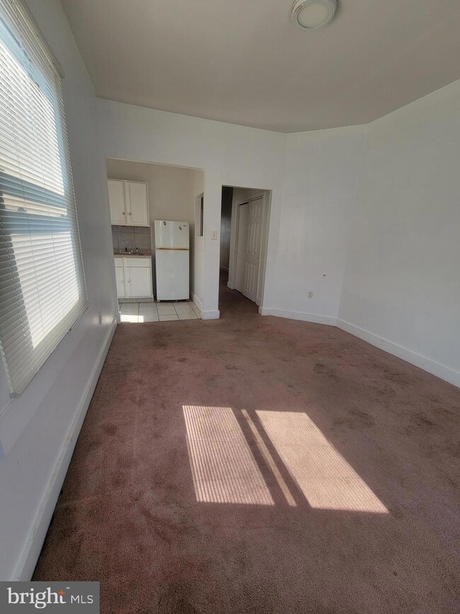 7208 Torresdale Ave unit 2, Philadelphia, PA 19135 - photo 4