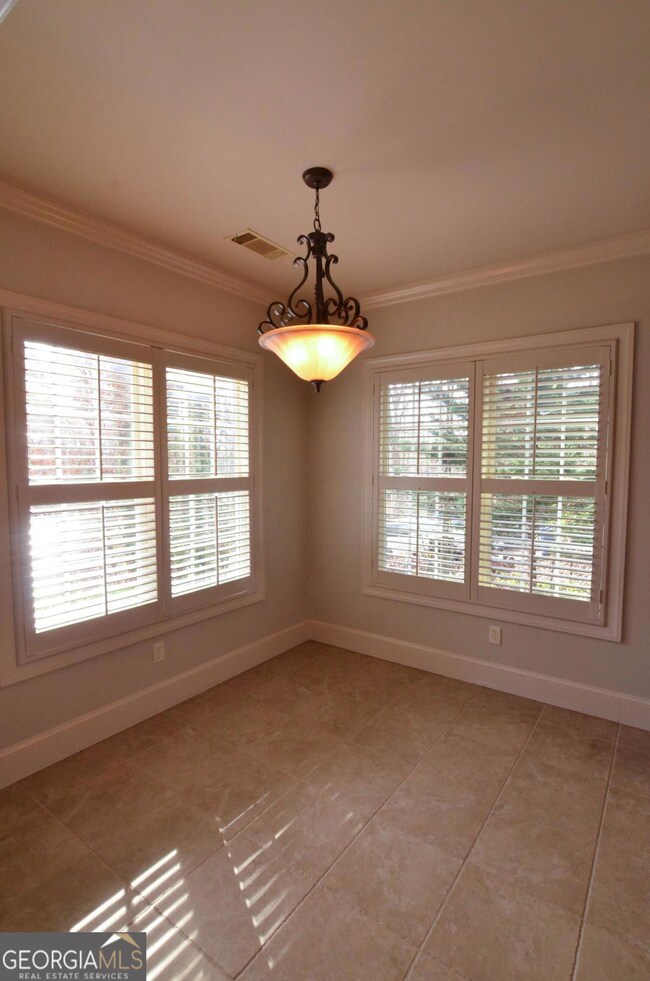 3476 Edgewood Cir, Gainesville, GA 30506 - photo 6