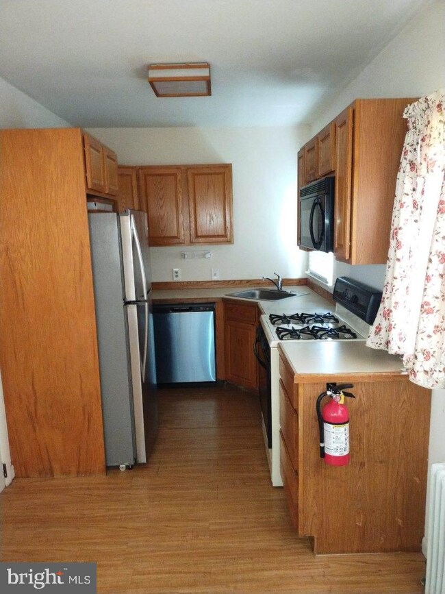 1917 W High St unit B, Haddon Heights, NJ 08035 - photo 6