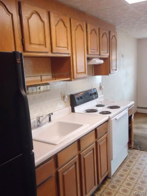 649 Dixon St, Allentown, PA 18103 - photo 2