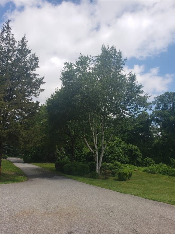 146 Winsor Ave, Johnston, RI 02919 - photo 6