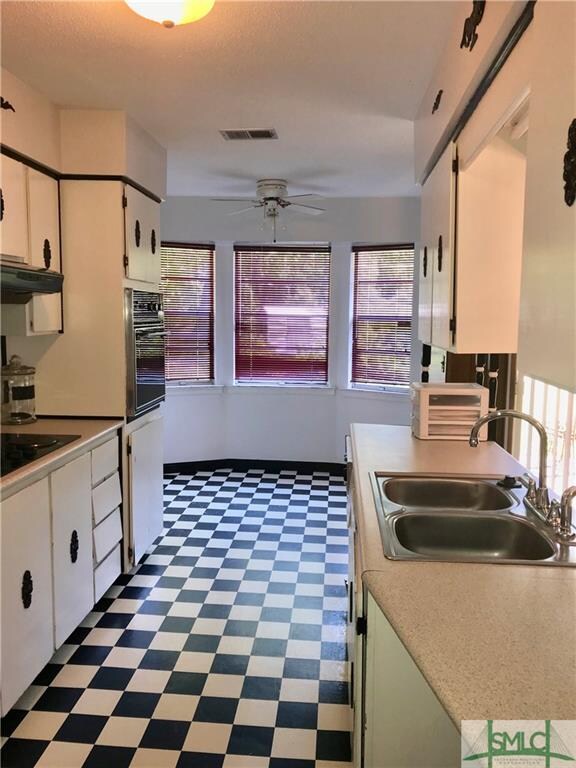 Kitchen with breakfast area