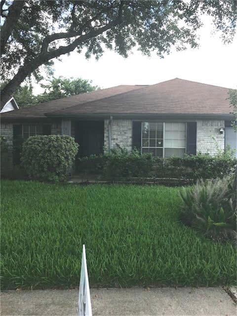 8307 Battleoak Dr unit 67, Houston, TX 77040 - photo 2