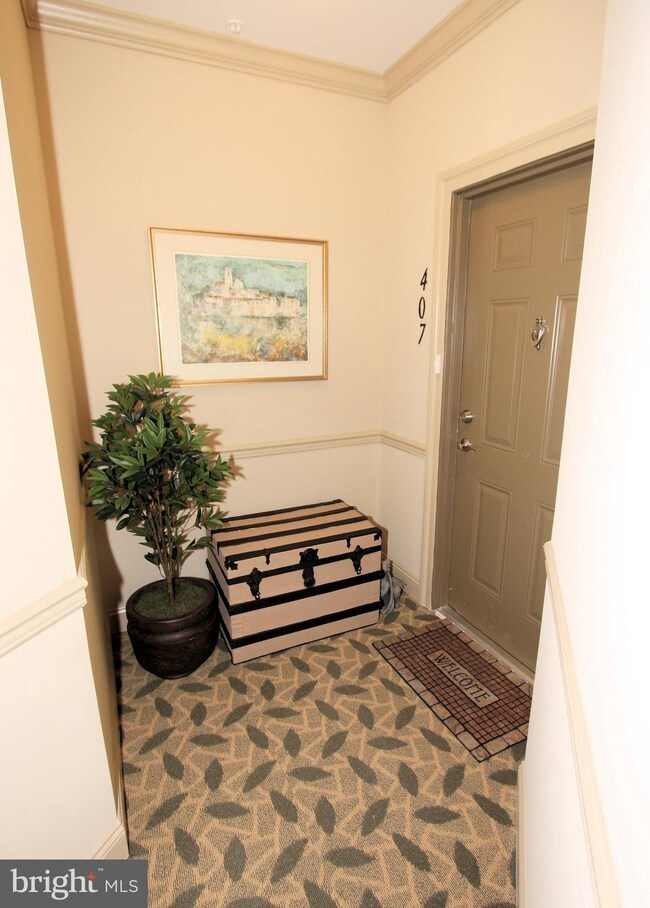 8606 Wintergreen Ct unit 407, Odenton, MD 21113 - photo 2