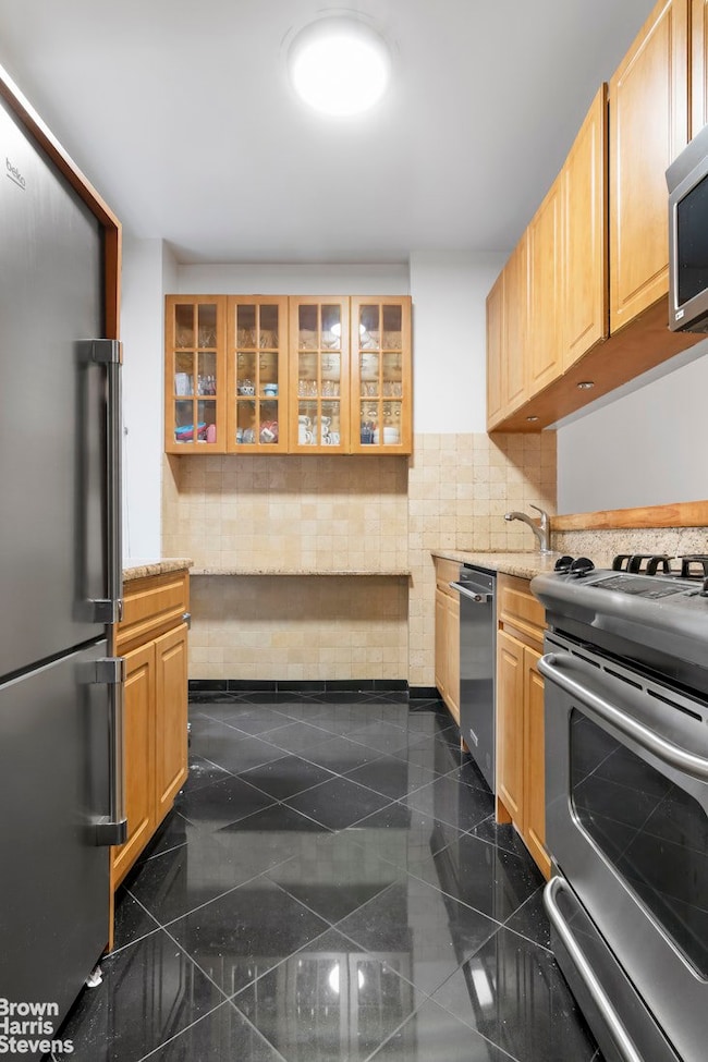 The Walton unit 2B, New York, NY 10023 - photo 4