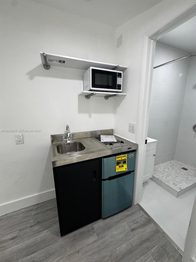 525 NW 91st St unit 2, Miami, FL 33150 - photo 4