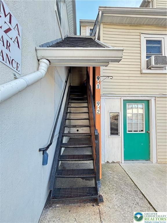 9 W Water St unit 9-1, Hellertown, PA 18055 - photo 3