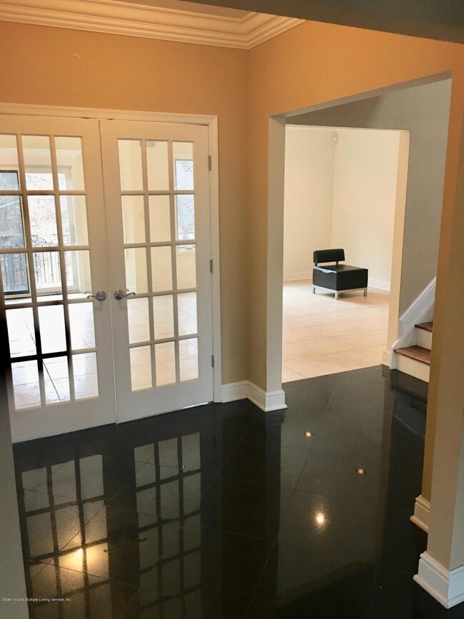 Entry Foyer
