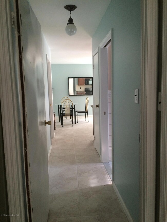 Hallway between LR and Kitchen