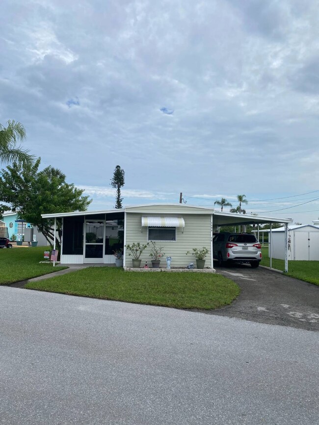 1608 Wheelhouse Cir unit 58, Ruskin, FL 33570 - photo 5