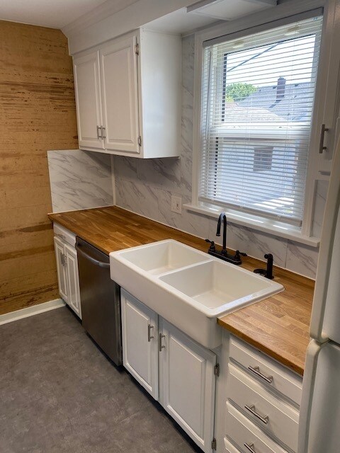 309 S Martin Ave, Waukegan, IL 60085 - photo 4