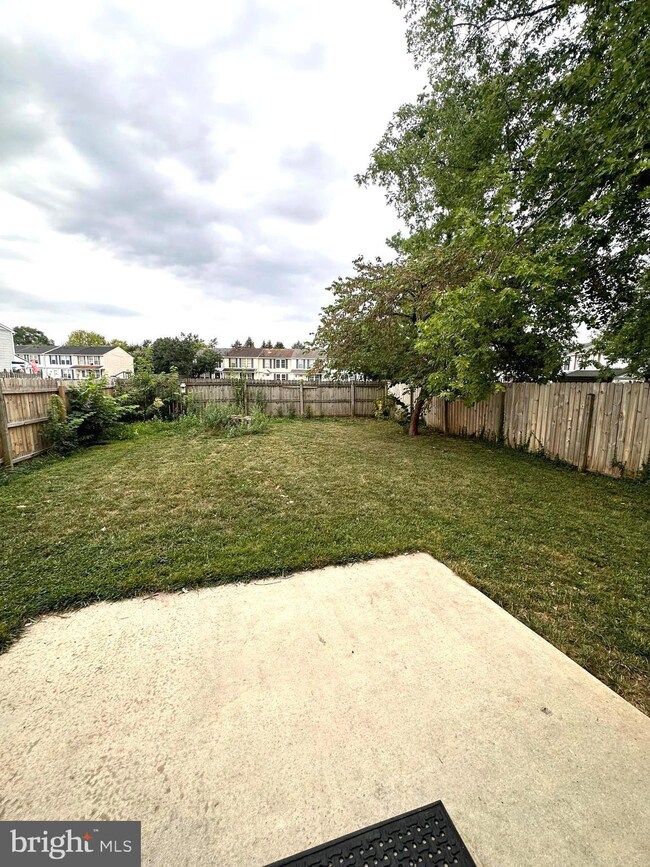 1543 Iris Ct, Hagerstown, MD 21740 - photo 5