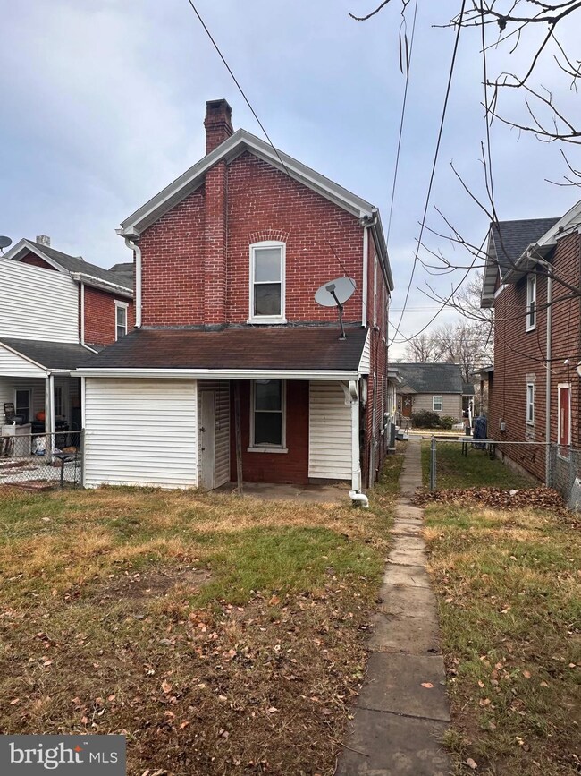 428 W 1st St, Birdsboro, PA 19508 - photo 4