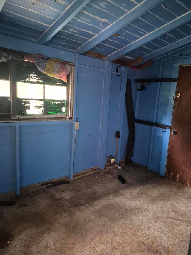 159 Washington St, West Point, MS 39773 - photo 2