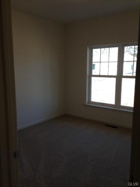 117 E 1st St unit 8, Wind Gap, PA 18091 - photo 6