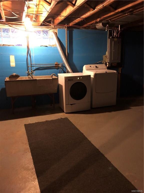 4015 McKoon Ave, Niagara Falls, NY 14305 - photo 4