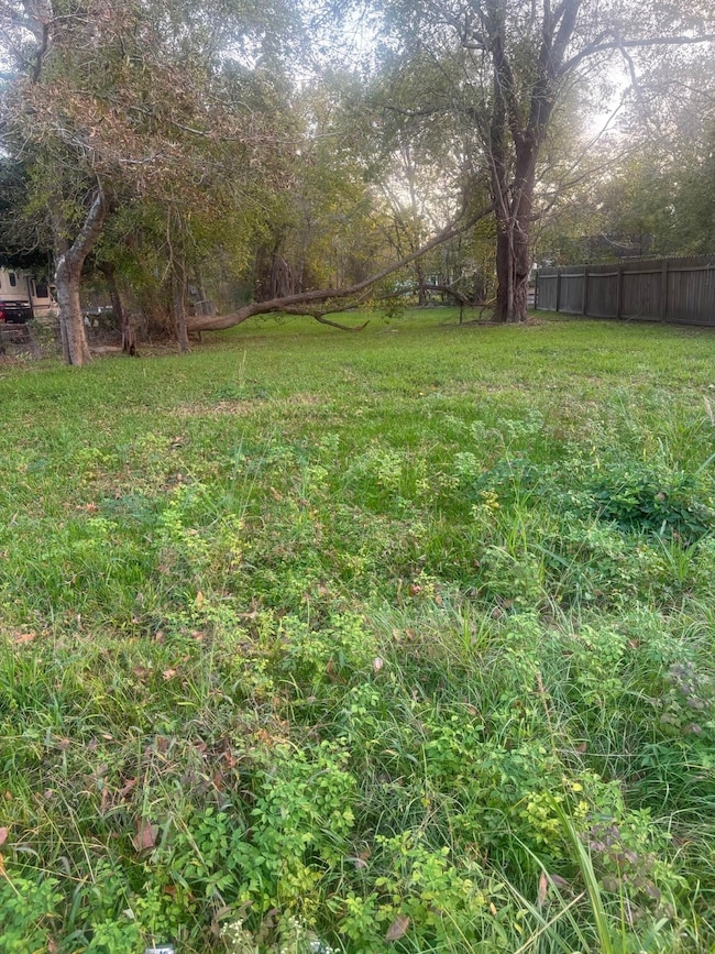 2379 Pope St, Beaumont, TX 77703 - photo 3