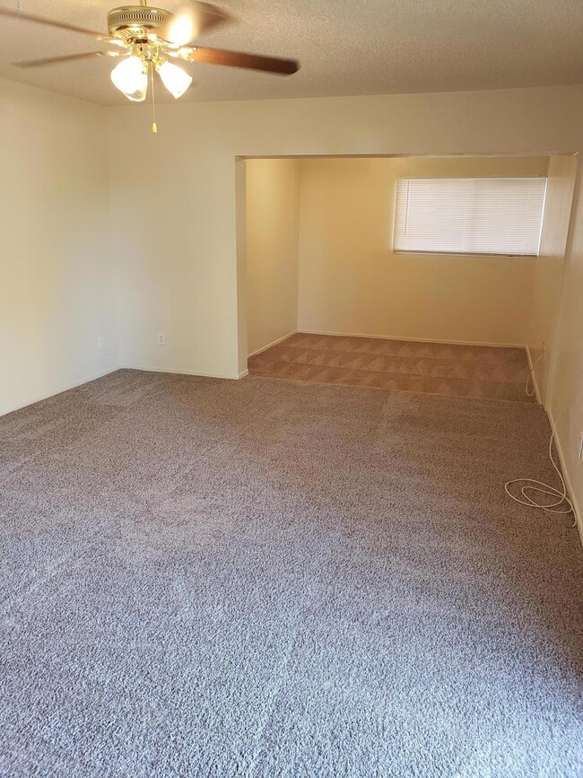 7549 W Weldon Ave, Phoenix, AZ 85033 - photo 5