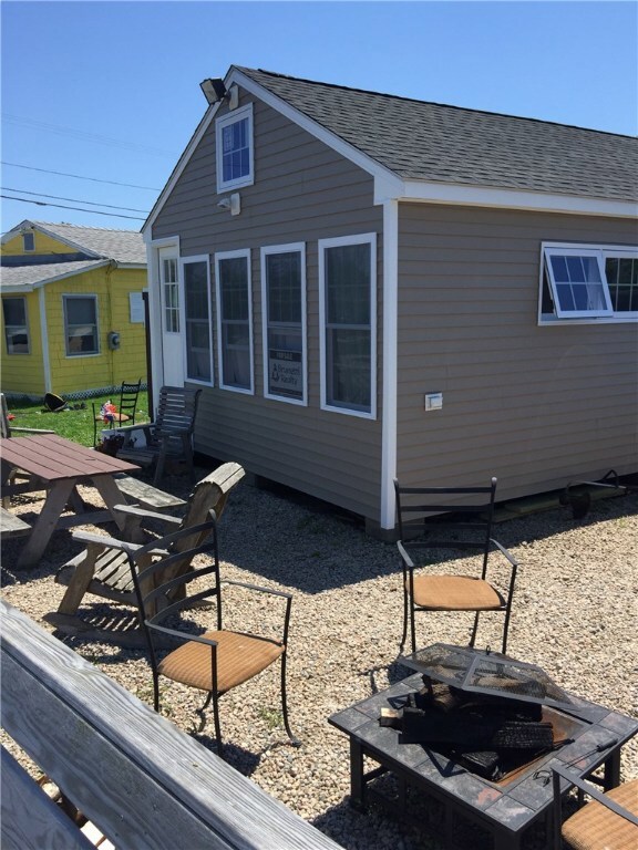 659E Succotash Rd, Wakefield, RI 02879 - photo 2