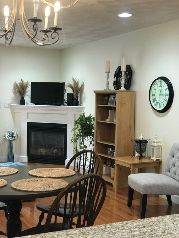 10 Cunningham Ln unit 104, Billerica, MA 01821 - photo 7