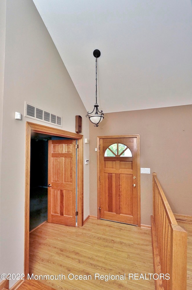 957 Vaughn Ave, Toms River, NJ 08753 - photo 3