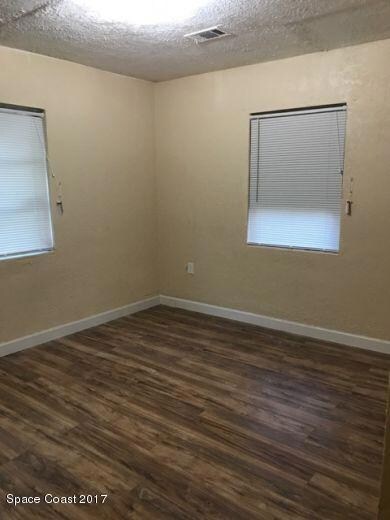 Single-Family-For-Sale-by-Owner-1103-Bro