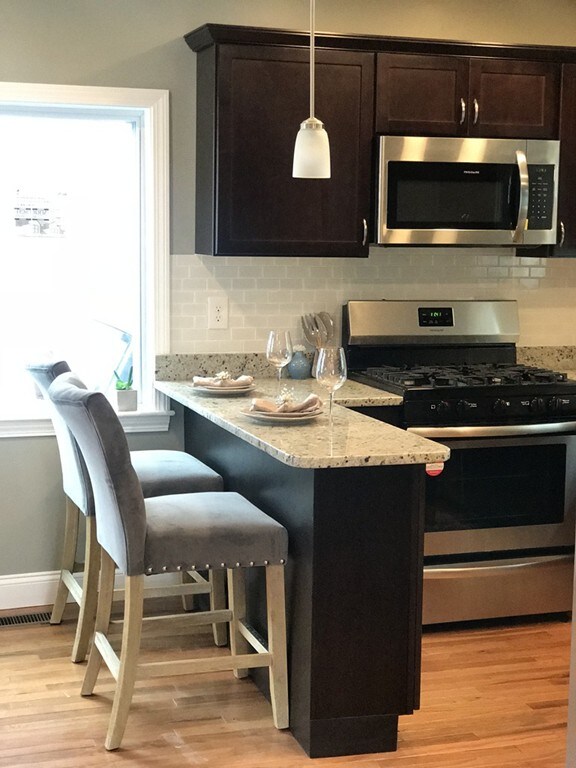 12 Dalton Ct, Lowell, MA 01850 - photo 6