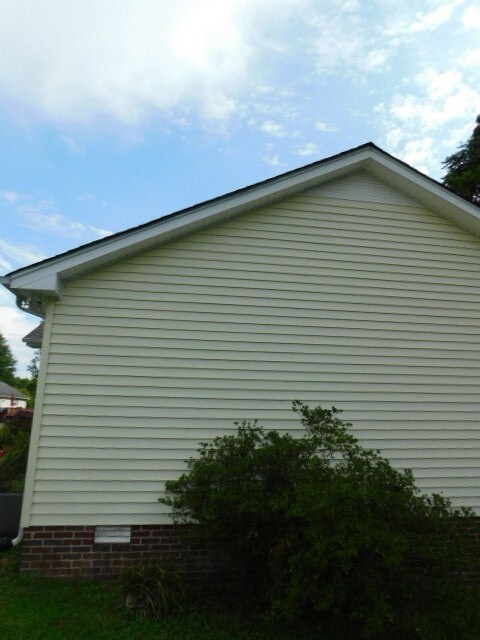 1019 Chickasaw Trail, Greenbrier, TN 37073 - photo 5