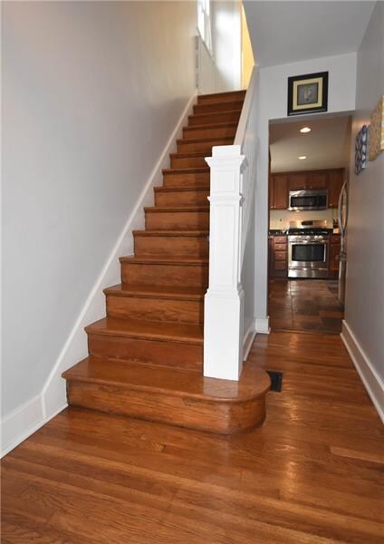 212 Plymouth St, Pittsburgh, PA 15211 - photo 3