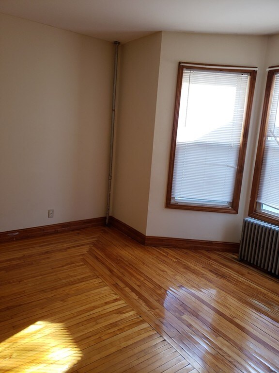 47 Autumn St unit 1, Lynn, MA 01902 - photo 4