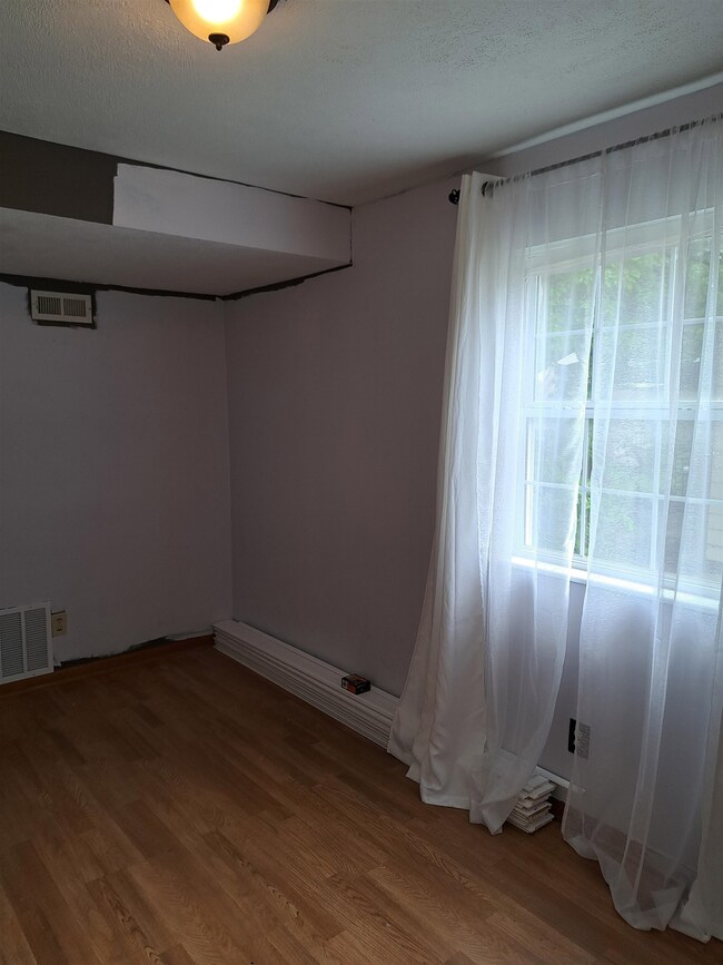 Bedroom2