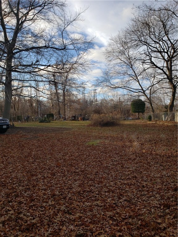 25 Alger Ave, Providence, RI 02907 - photo 3