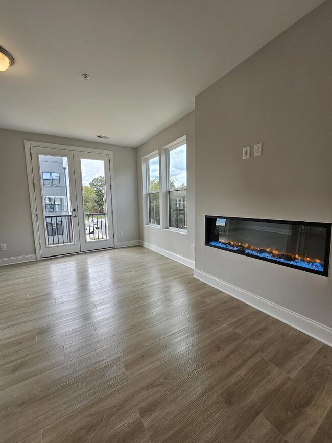 1202 Coach Station Aly unit 201, Raleigh, NC 27601 - photo 2