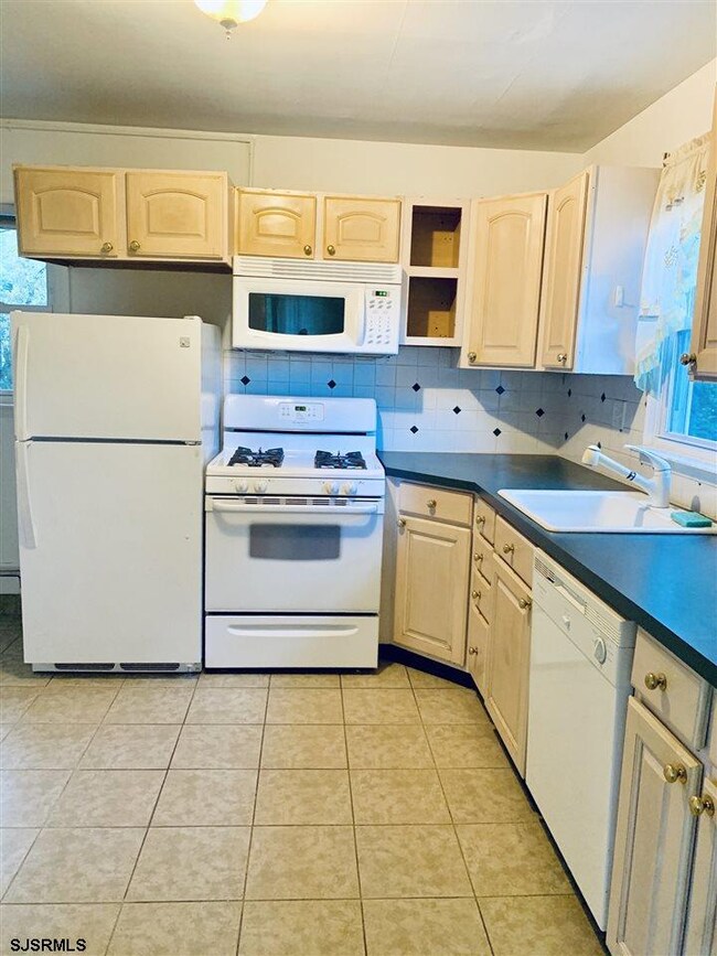 128 Jordan Rd, Somers Point, NJ 08244 - photo 4