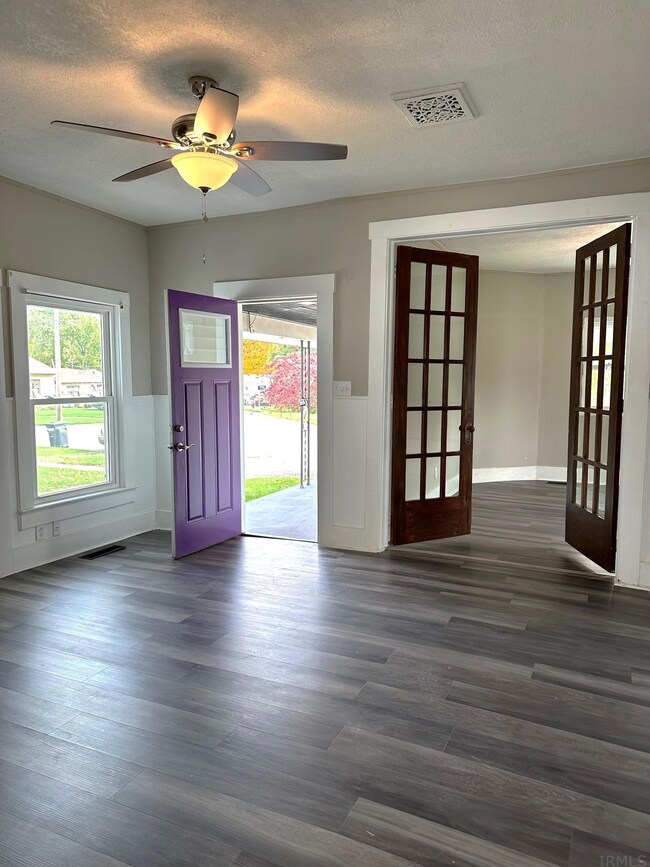 613 N Nancy St, Warren, IN 46792 - photo 4