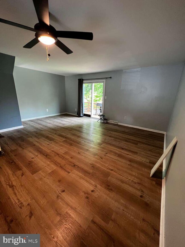 5083 W Woodmill Dr, Wilmington, DE 19808 - photo 6