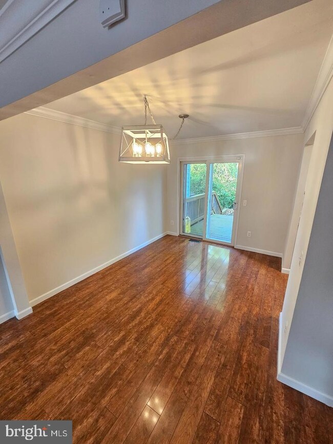 10 Cross Laurel Ct, Germantown, MD 20876 - photo 5