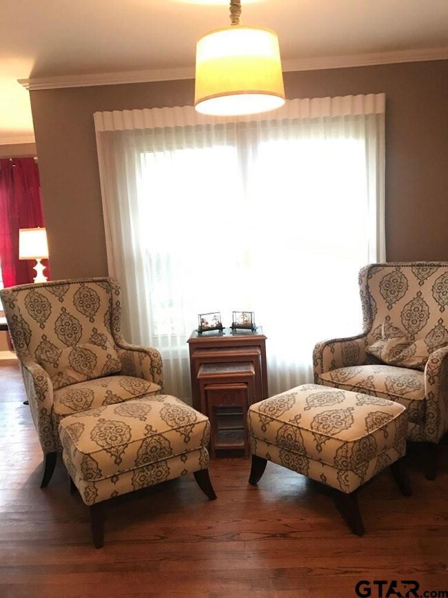 722 722 E Watkins, Tyler, TX 75701 - photo 5