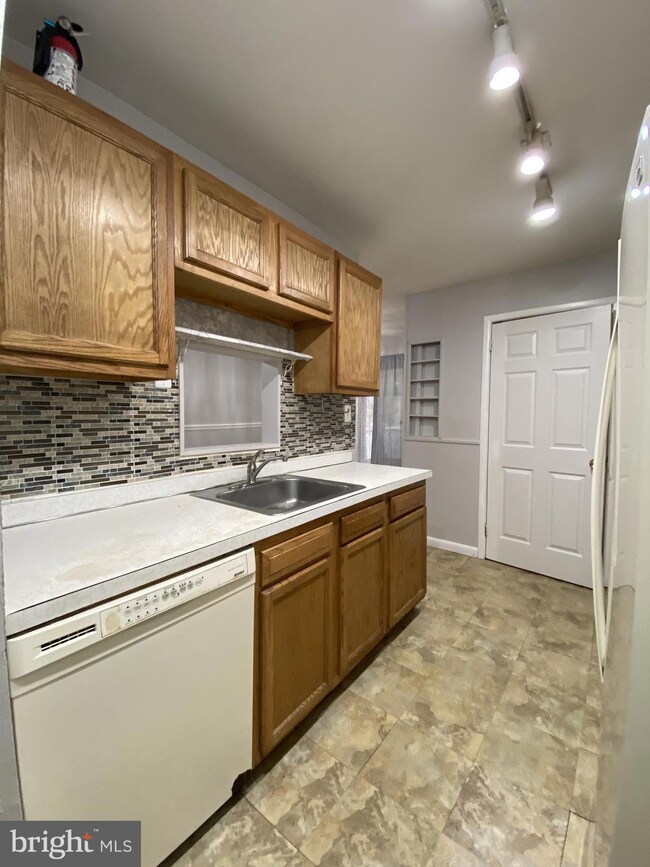 6 Clipper Ct, Newark, DE 19702 - photo 7