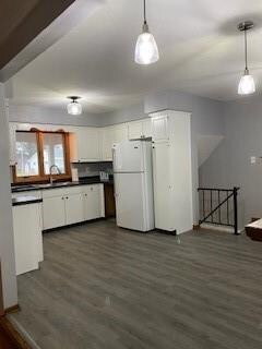 209 E 29th St S, Newton, IA 50208 - photo 5