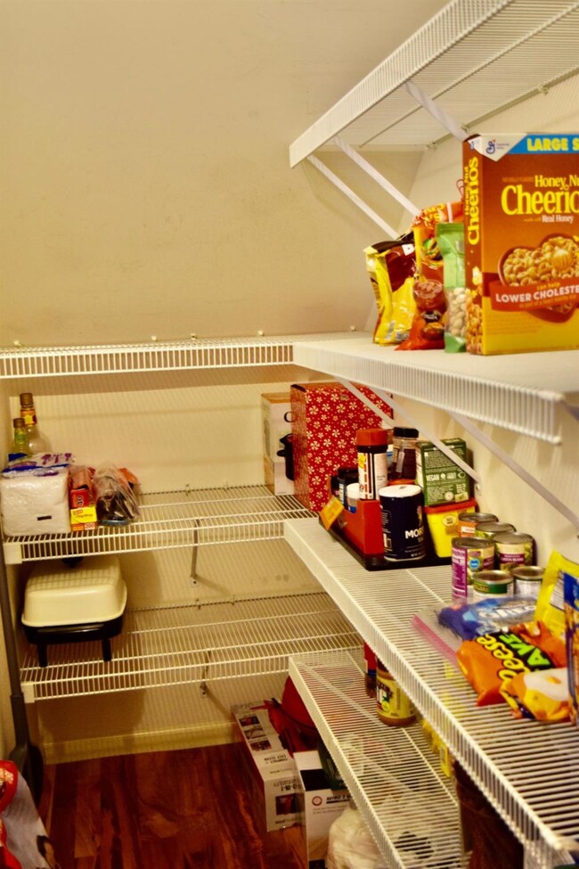 9524 Crown Commons Dr, Crown Point, IN 46307 - photo 5