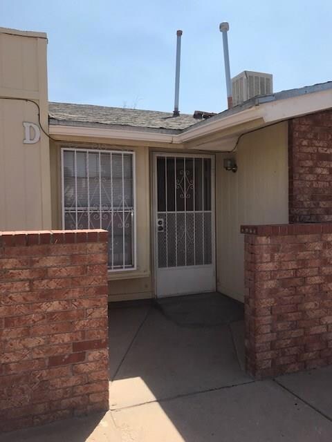 10508 Shannon Place unit D, El Paso, TX 79925 - photo 3