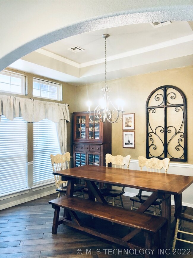 306 E 112th St S, Jenks, OK 74037 - photo 2