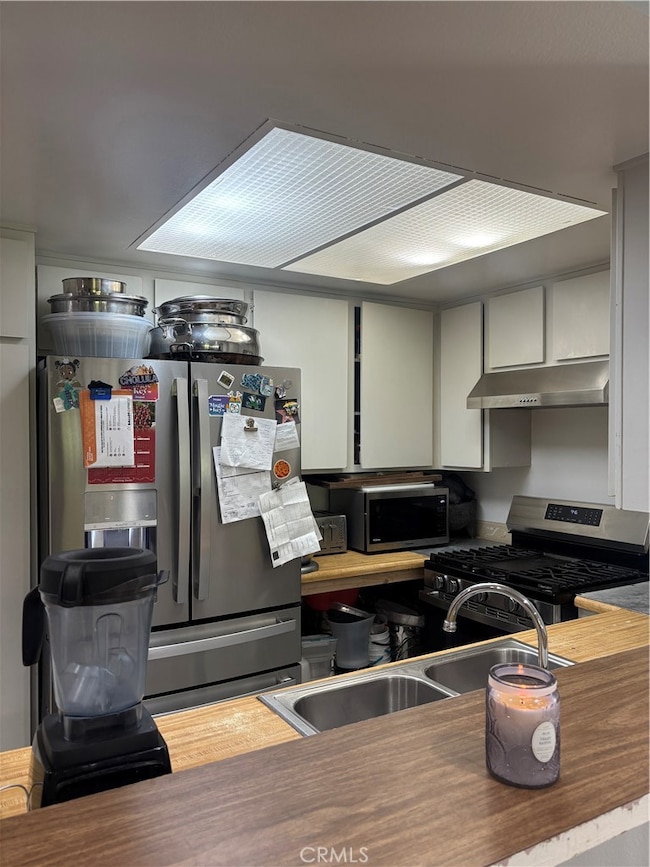 700 W 3rd St unit C206, Santa Ana, CA 92701 - photo 5