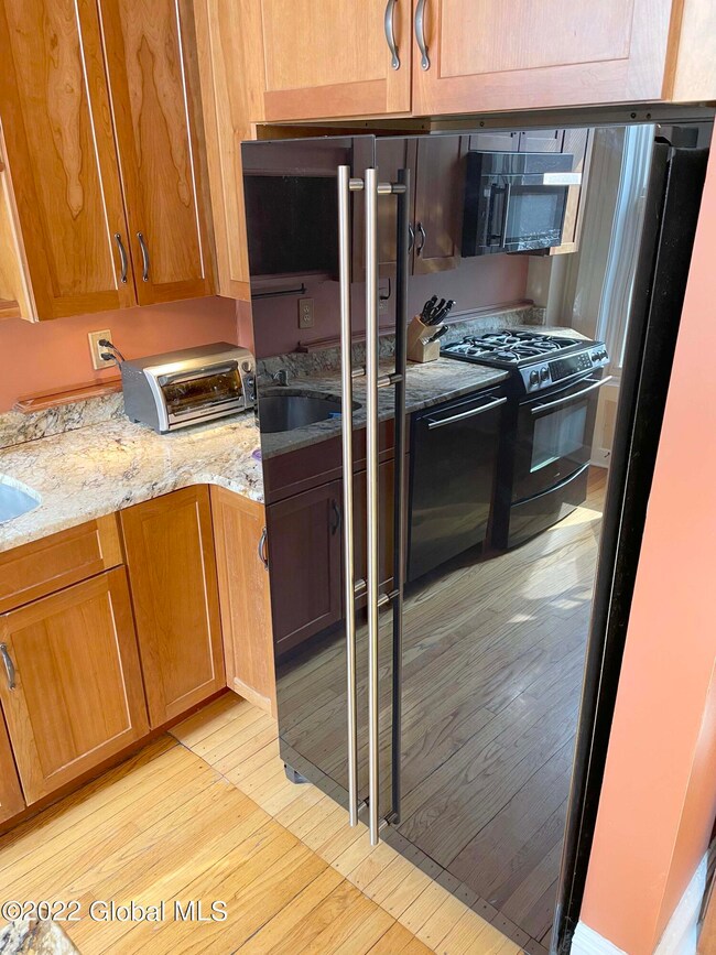 150 Jay St, Albany, NY 12210 - photo 4