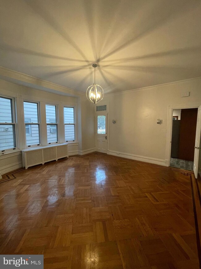 834 Centre Ave unit 1 & 2 FLOOR, Reading, PA 19601 - photo 4