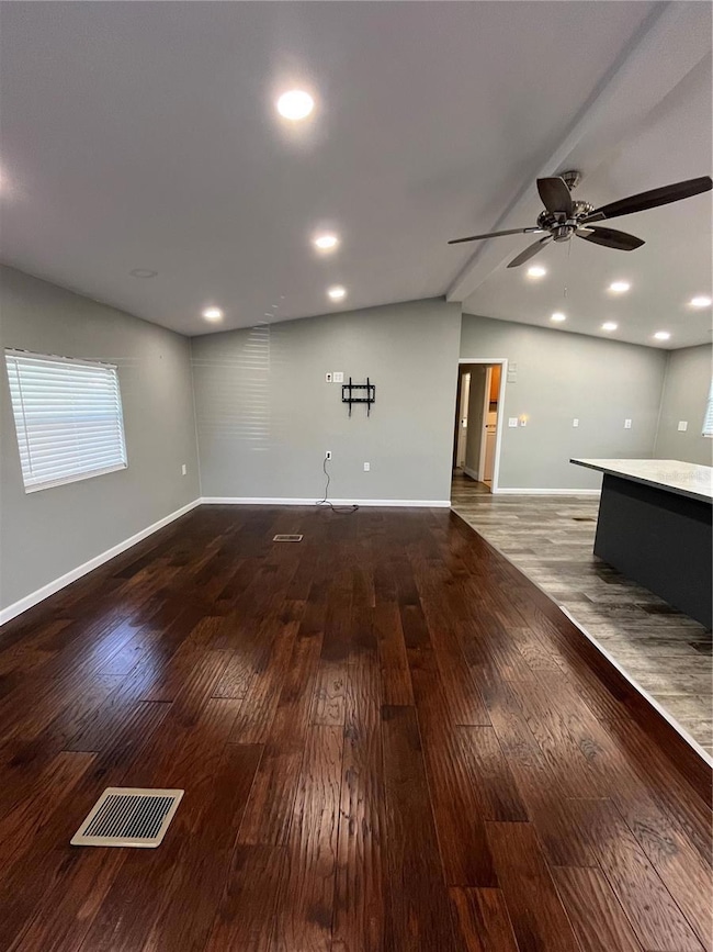 12100 Seminole Blvd unit 365, Largo, FL 33778 - photo 7