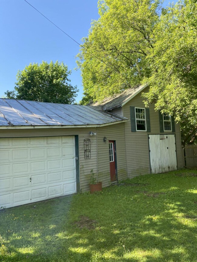 13 Leavitt St, Skowhegan, ME 04976 - photo 6