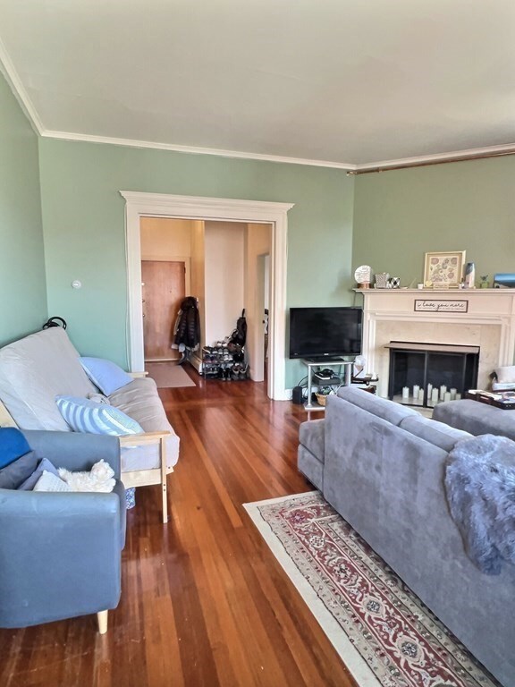 25 Garrison Rd unit 1R, Brookline, MA 02445 - photo 2